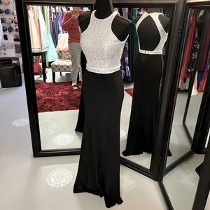 Long stunning dress
